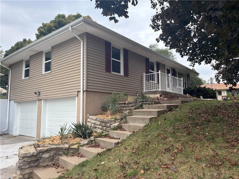 813 Belt Ave, Edgerton, MO 64444