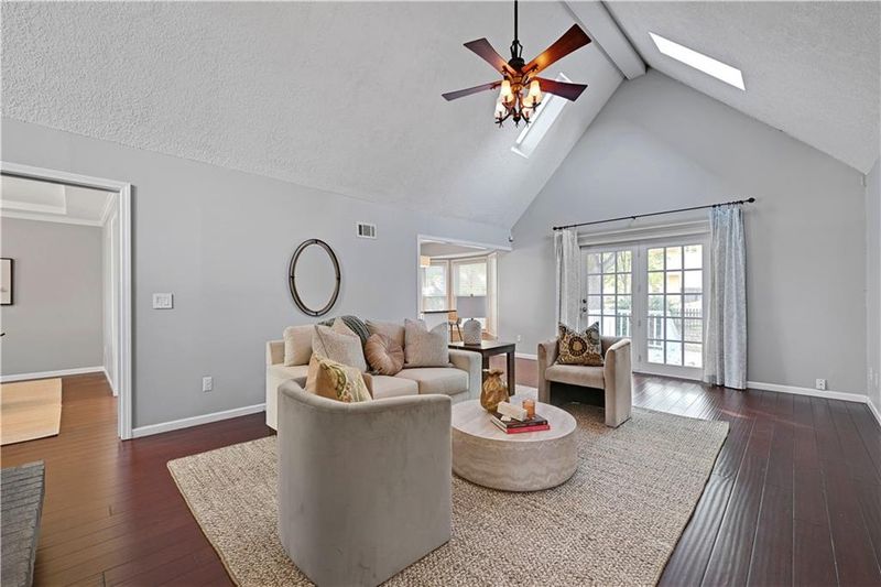 11626 Monrovia St, Overland Park, KS 66210