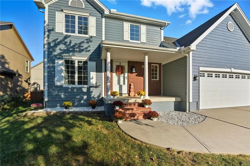 405 SE Battery Dr, Lee's Summit, MO 64063