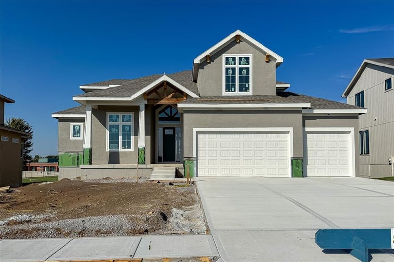 21938 W 99th Ter, Lenexa, KS 66220