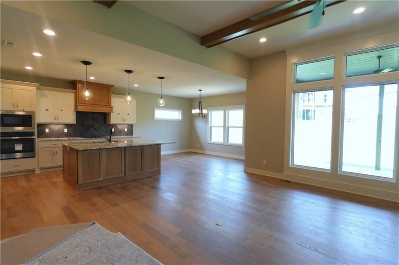 12730 NW Larkspur Ln, Platte City, MO 64079