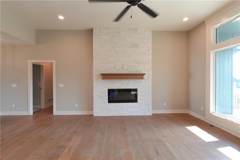 12770 NW Larkspur Ln, Platte City, MO 64079
