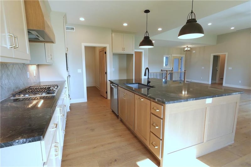 12770 NW Larkspur Ln, Platte City, MO 64079