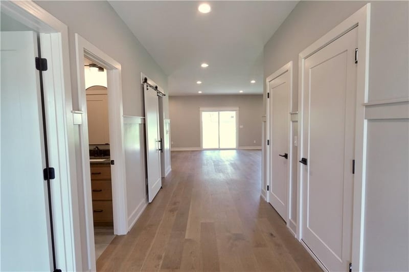 18130 NW 127th St, Platte City, MO 64079