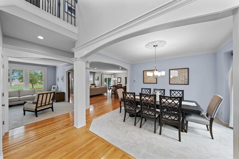15813 Linden St, Overland Park, KS 66224