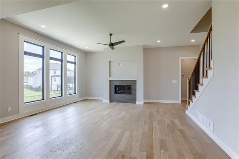 1856 Arbor Trl, Liberty, MO 64068