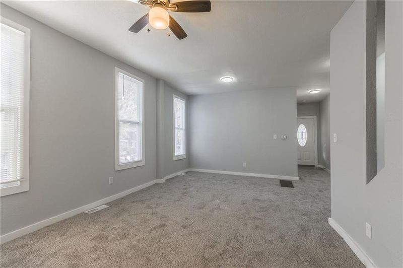 2612 E 10th St, Kansas City, MO 64127
