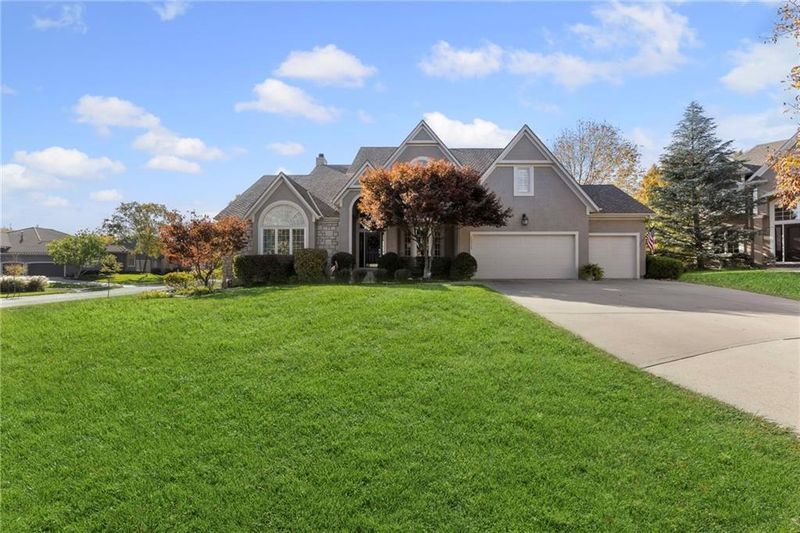 12014 W 139th Ter, Overland Park, KS 66221