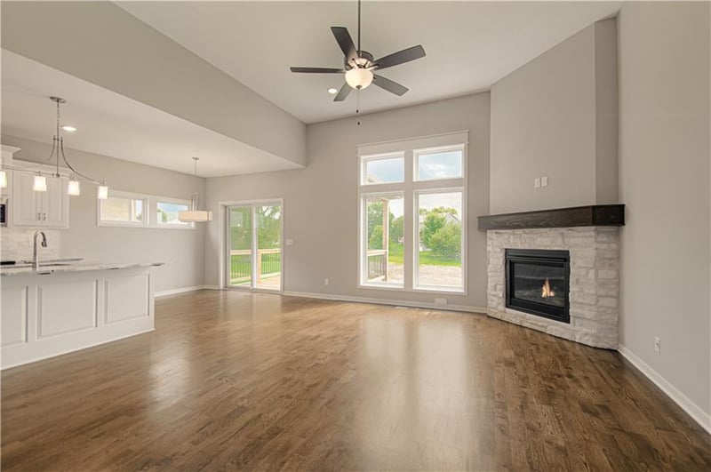 2121 Greenfield Point, Kearney, MO 64060
