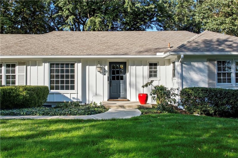 3204 W 81st Ter, Leawood, KS 66206