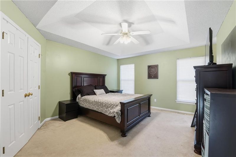 1020 N Logan St, Olathe, KS 66061