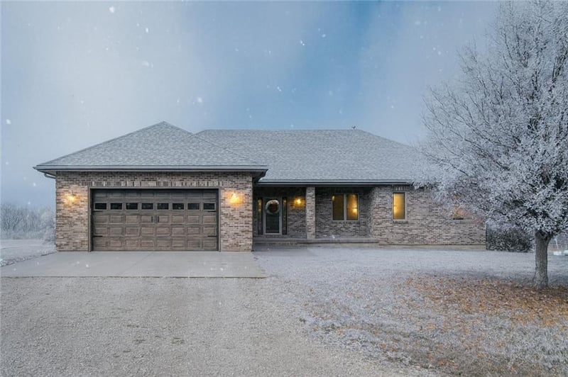 3776 Utah Ter, Wellsville, KS 66092