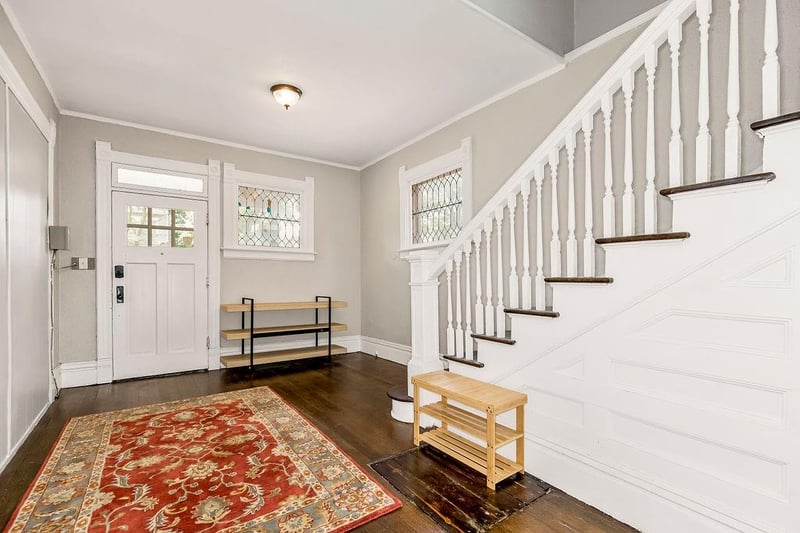 3951 Warwick St, Kansas City, MO 64111