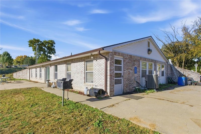 2905 N 99th St, Kansas City, KS 66109