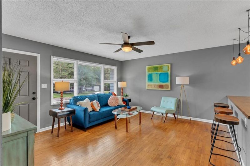 1620 W 20th Ter, Lawrence, KS 66046