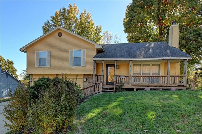 9807 NW 85th Ter, Kansas City, MO 64153