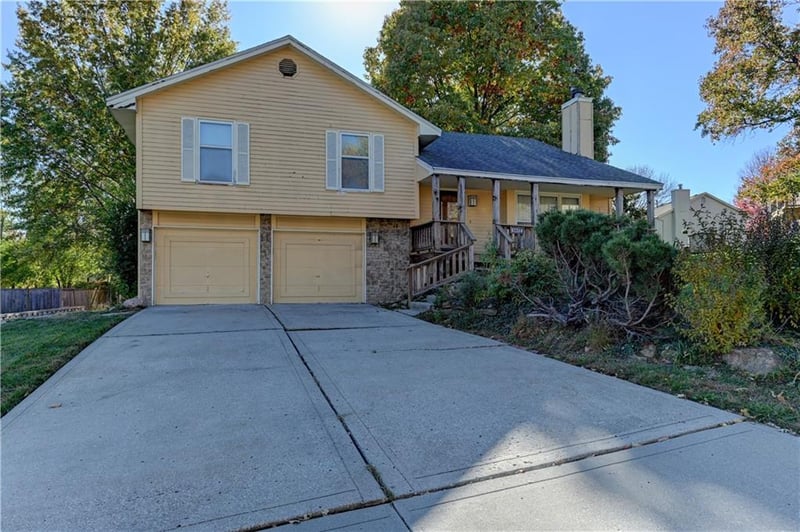 9807 NW 85th Ter, Kansas City, MO 64153