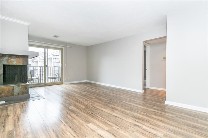 3602 Gillham Dr #11, Kansas City, MO 64111