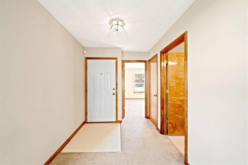 11802 E 47th Ter, Kansas City, MO 64133