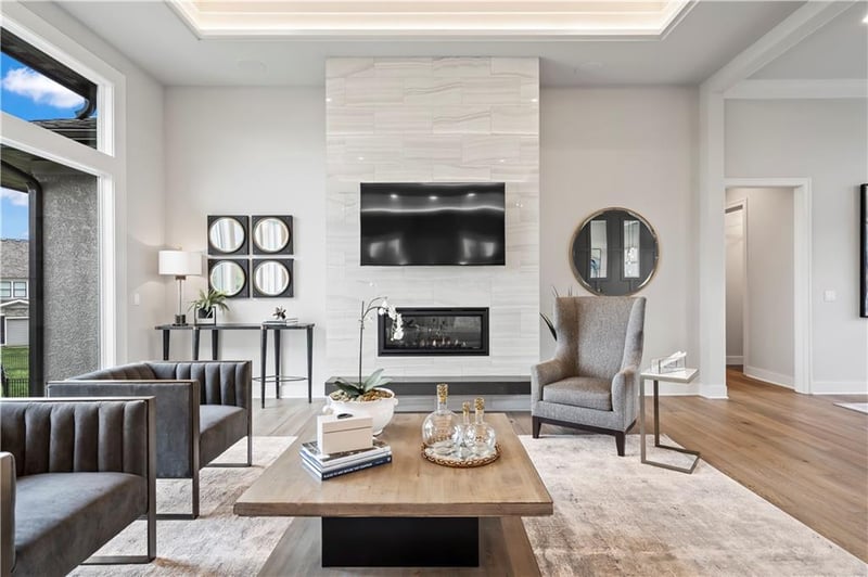 13606 Fontana St, Leawood, KS 66224