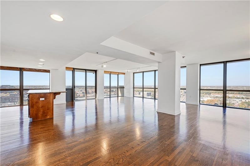 600 E Admiral Blvd #1608, Kansas City, MO 64106