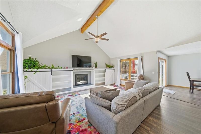21169 W 126 St, Olathe, KS 66061
