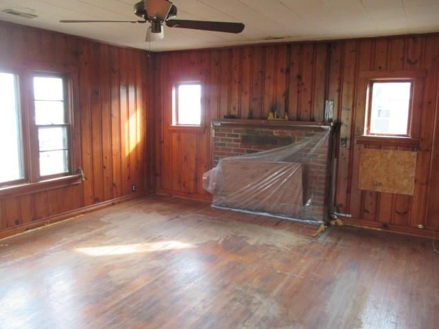 230 E Moniteau St, Tipton, MO 65081