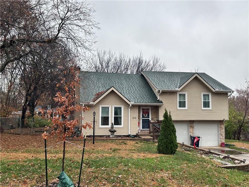 1412 NE 114th Ter, Kansas City, MO 64155