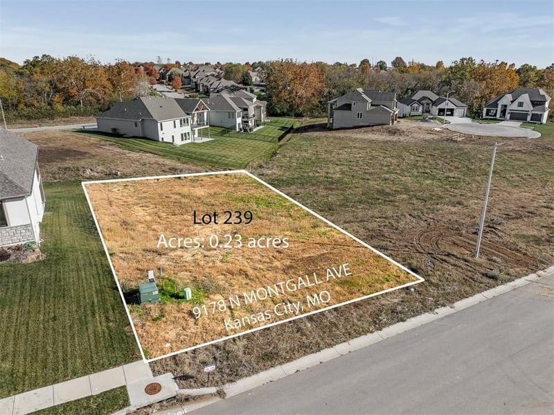 9178 N Montgall Ave, Kansas City, MO 64156