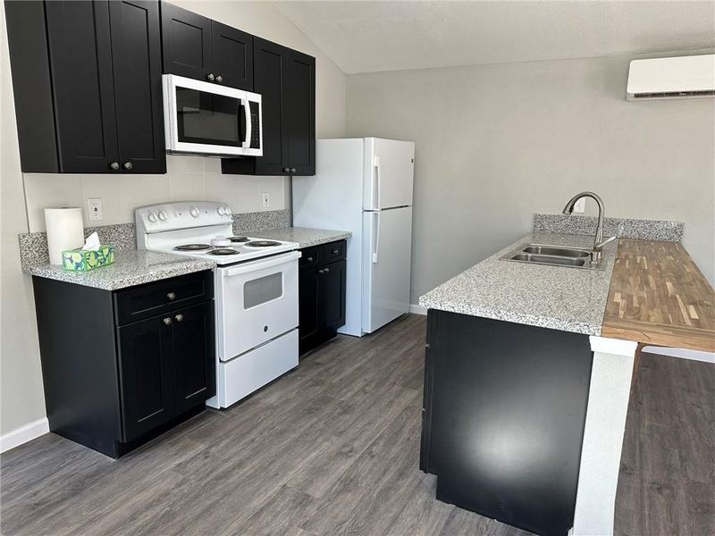1822 S Hawthorne Ave, Independence, MO 64052