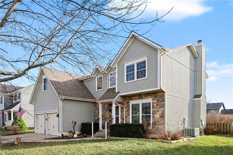 15263 W 147th Dr, Olathe, KS 66062