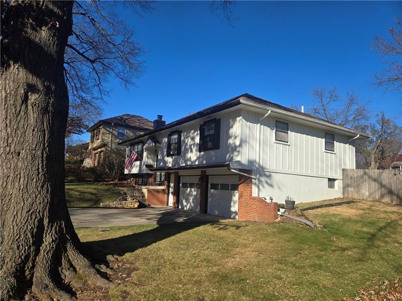 4212 E 105th Ter, Kansas City, MO 64137