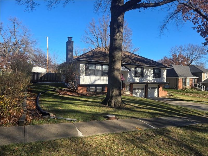 4212 E 105th Ter, Kansas City, MO 64137