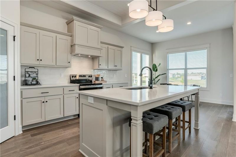 16928 S Brentwood St, Olathe, KS 66062