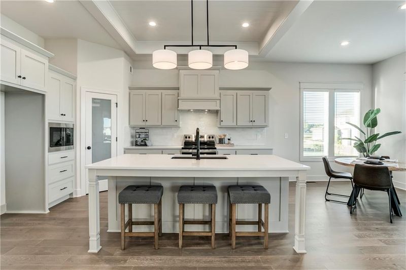 16928 S Brentwood St, Olathe, KS 66062