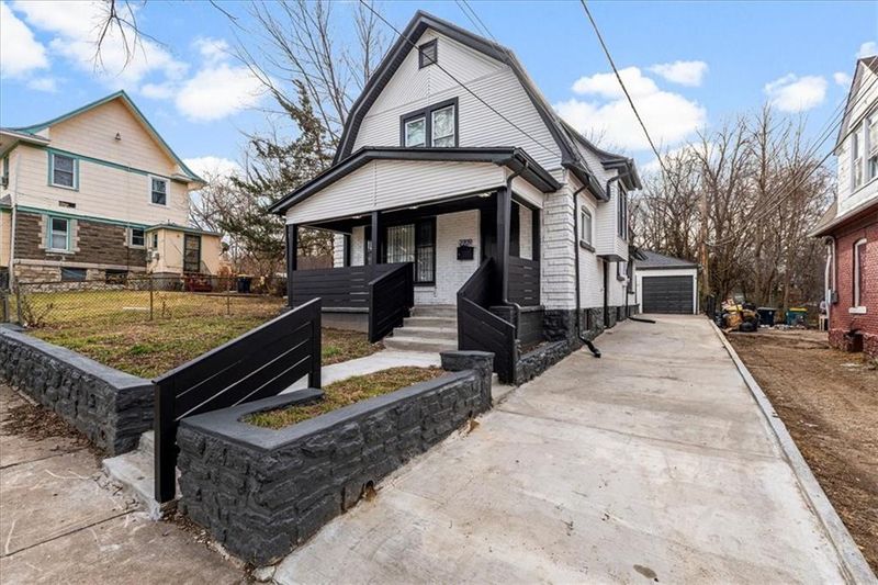 2709 E 25th St, Kansas City, MO 64127