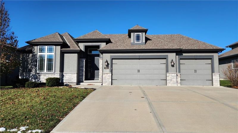 8140 NW 90th St, Kansas City, MO 64153