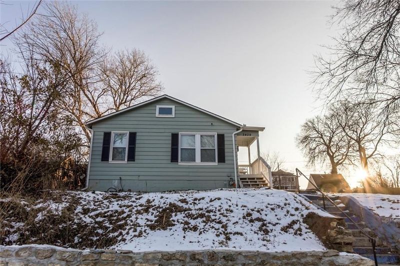 2409 Chestnut Ave, Kansas City, MO 64127