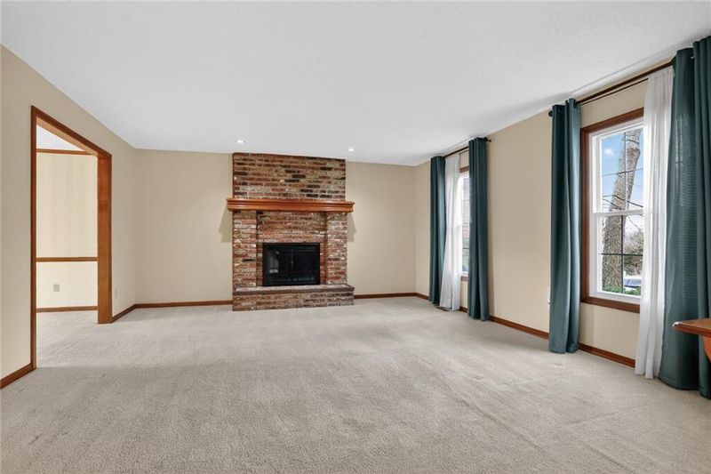5121 NW 59th Ter, Kansas City, MO 64151