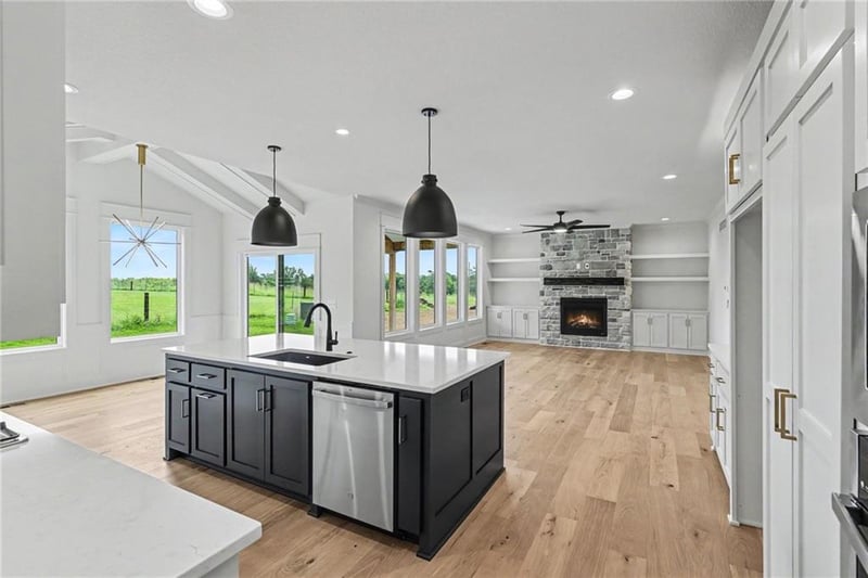 18425 Long St, Overland Park, KS 66013