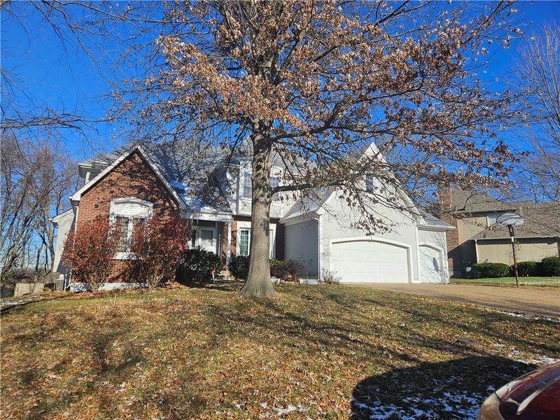 13804 W 55th Ter, Shawnee, KS 66216