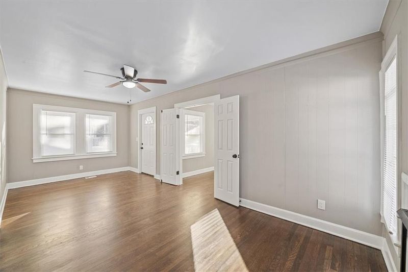 7233 Park Ave, Kansas City, MO 64132