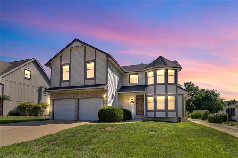 2431 S Ponca Ave, Independence, MO 64057