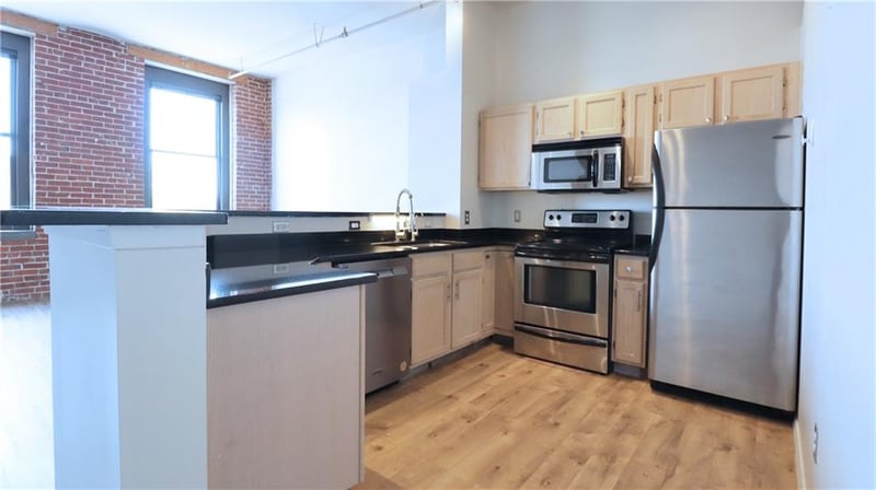 200 Main St #310, Kansas City, MO 64105