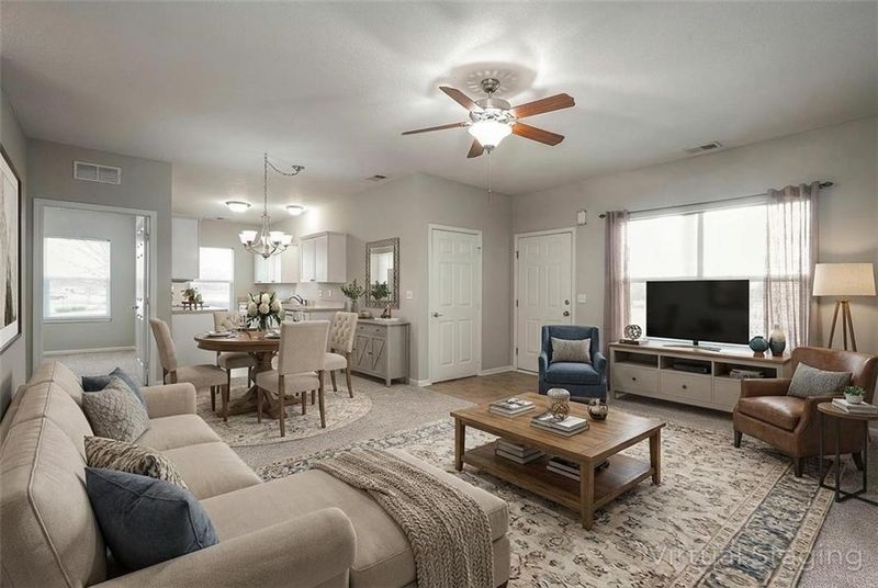 11751 S Roundtree St #102, Olathe, KS 66061