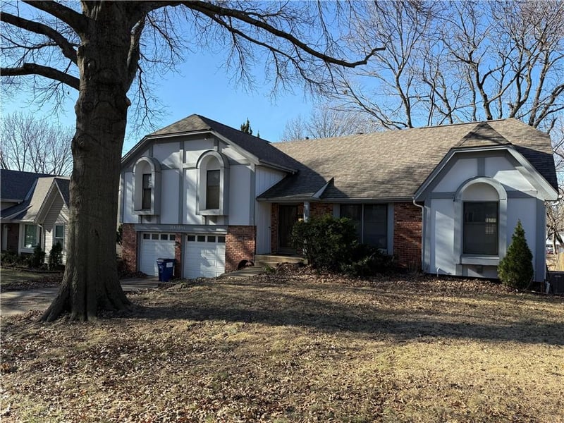 10306 Long St, Overland Park, KS 66215