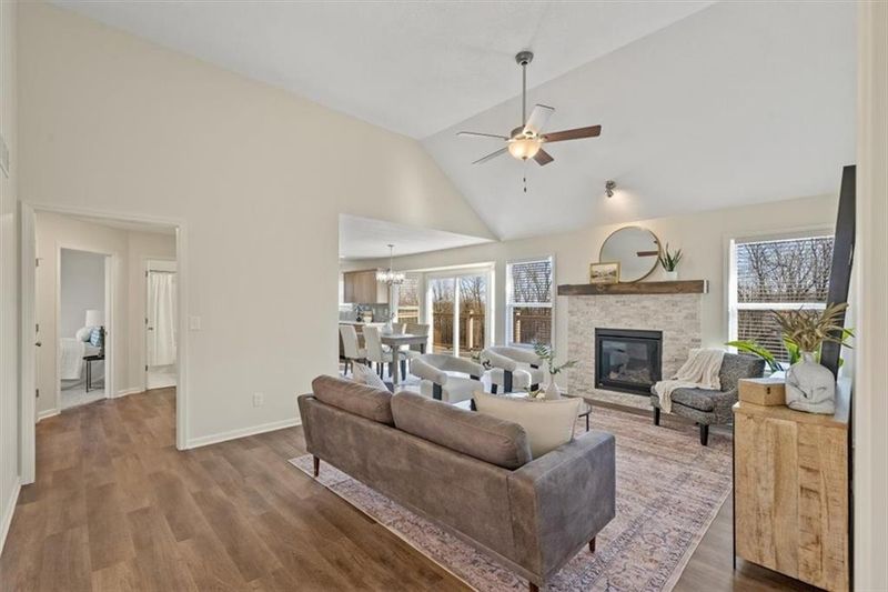1015 NW 91 Ter, Kansas City, MO 64155