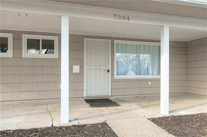 7304 E 109th Ter, Kansas City, MO 64134