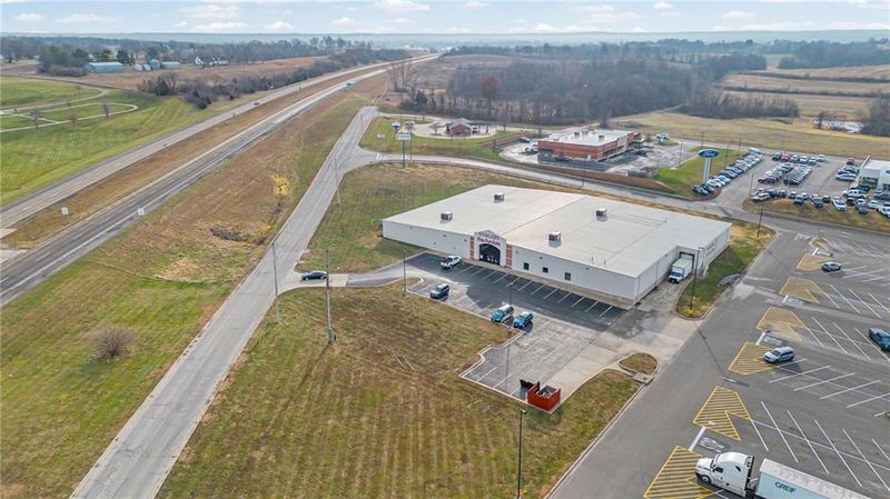 912 Walton Way, Richmond, MO 64085