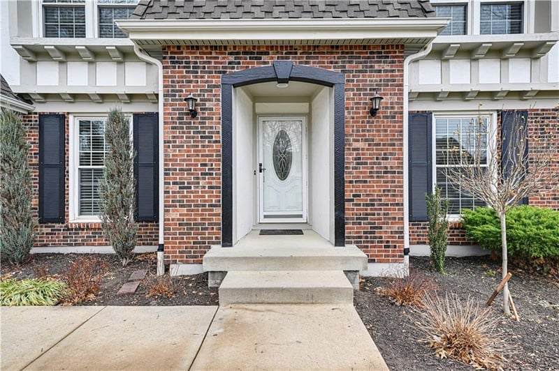 10505 King St, Overland Park, KS 66214